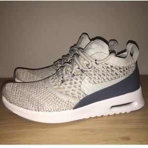 New Nike Women's Size 5 Air Max Thea Ultra Flyknit